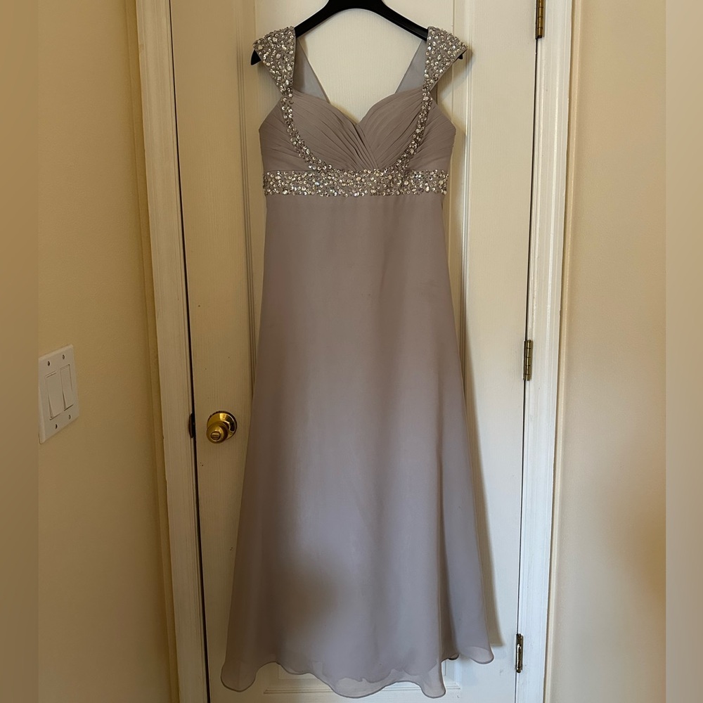 Elegant Gray Evening Gown